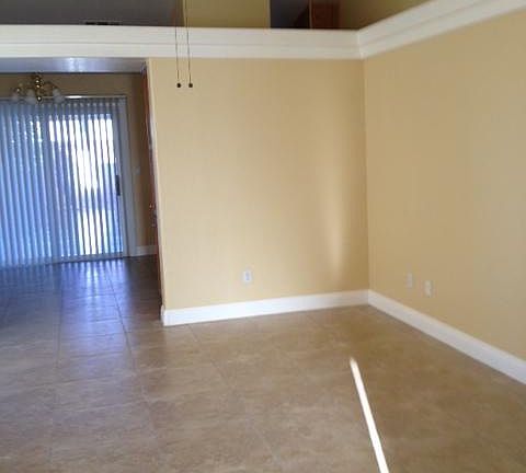 5th image of 7624 Glorietta Bay Ct