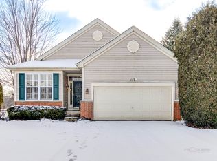 110 Netherlands Dr, Antioch, IL 60002