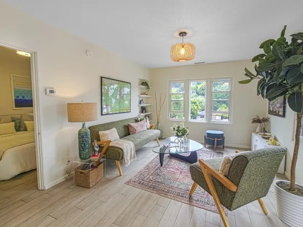 2049 Lake Shore Ave, Los Angeles, CA 90039