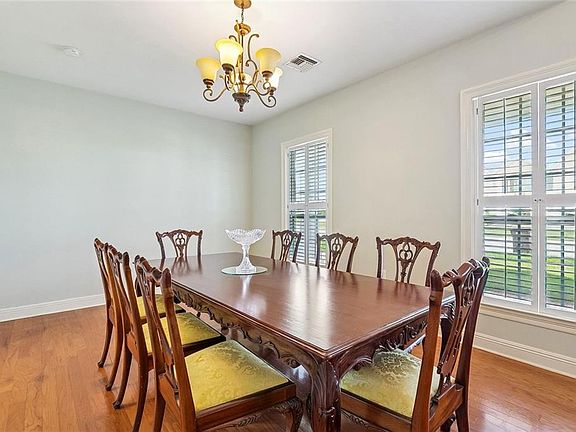 5th image of 2905 Debouchel Blvd