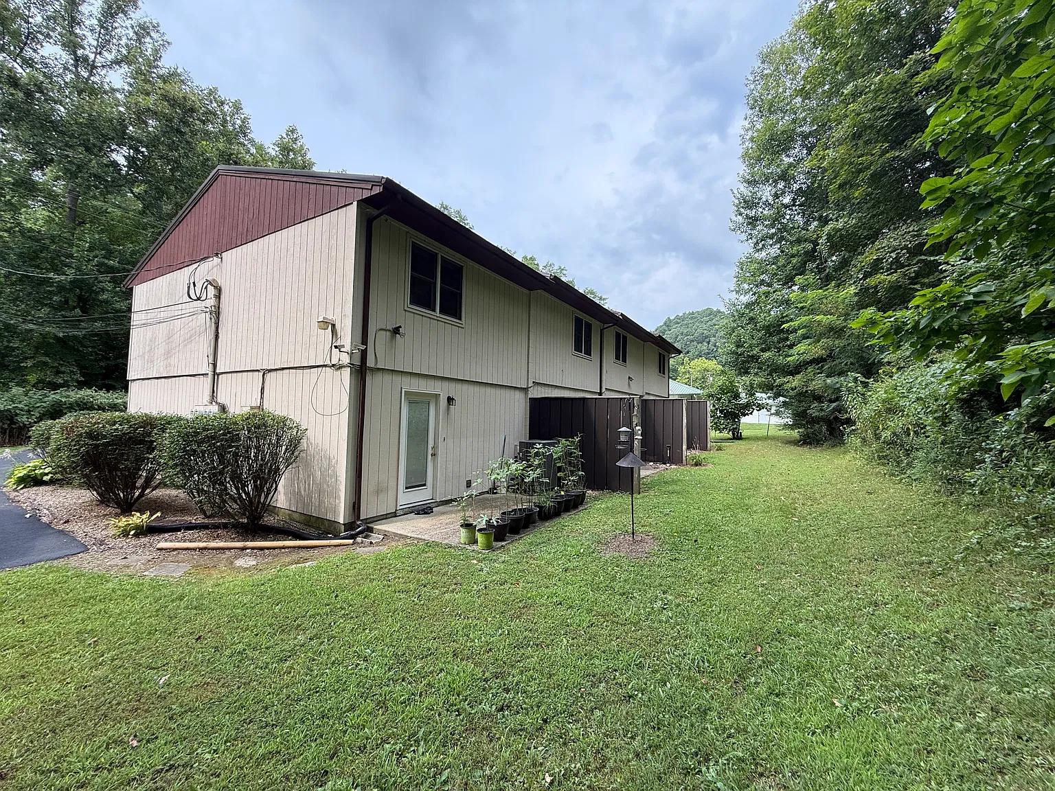 2 bed, 825 sqft, $900 — Photo 3