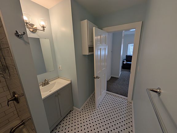 5th image of 2 Jay St #2R