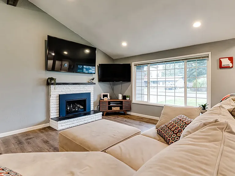 620 Ruby Ave — Photo 3
