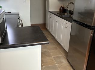 37 Moira St E #203, Belleville, ON K8P2S3