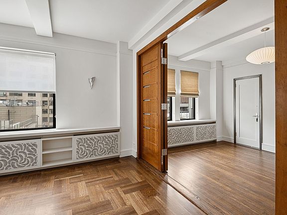4th image of 55 E 86th St #9C