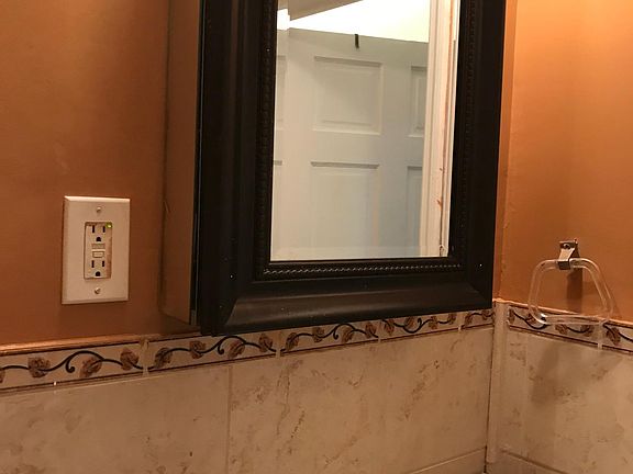3rd image of 330 Ege Ave #1