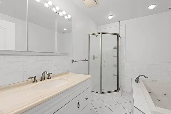 Rented by Corcoran | media 6