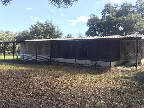 8102 Adel Ln, Zephyrhills, FL 33540