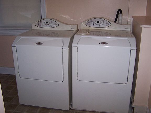 Washer & Dryer
