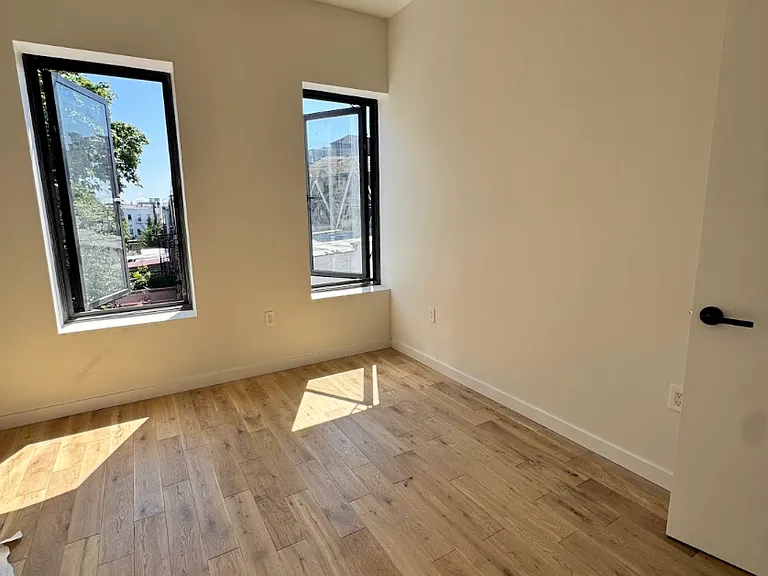 248 Saint Nicholas Ave #2 — Photo 6