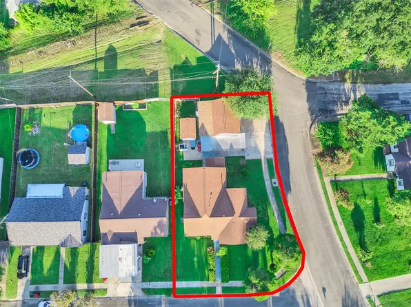 1212 Layton St, Baytown, TX 77520