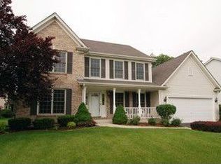 508 Sharon Ln, North Aurora, IL 60542