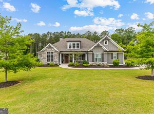 215 Blue Point Pkwy, Fayetteville, GA 30215