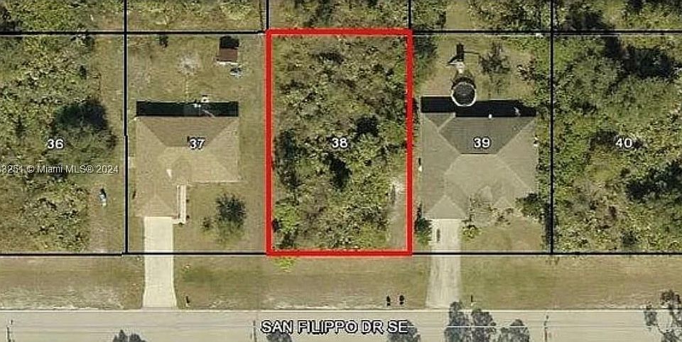 2nd image of 3038 San Filippo Dr SE
