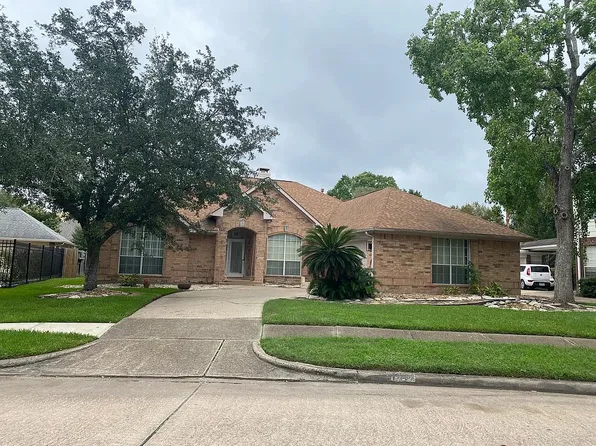 1426 Bay Berry Ln, Seabrook, TX 77586