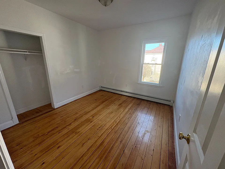 Bedroom #1