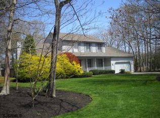 5 Lauradell Dr, Ocean View, NJ 08230