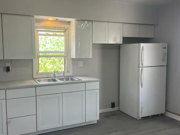 144 S Arlington St #2, Akron, OH 44306