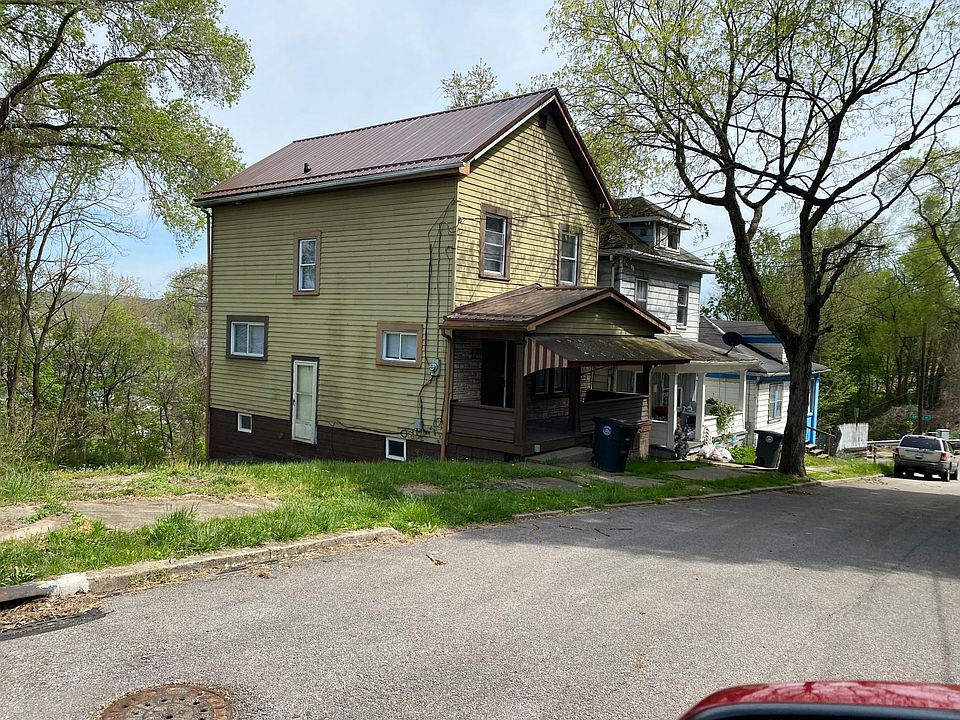 1st image of 374 Summit Ave