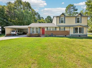 900 Newcombe Rd, Raleigh, NC 27610