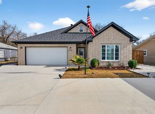 1314 S Grand Ave, Gainesville, TX 76240