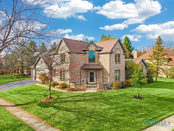 3rd image of 7526 Shadywood Ln