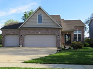 2809 Spangle Rd, Bloomington, IL 61705