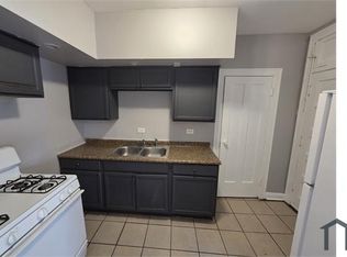 7156 S Rhodes Ave #1, Chicago, IL 60619