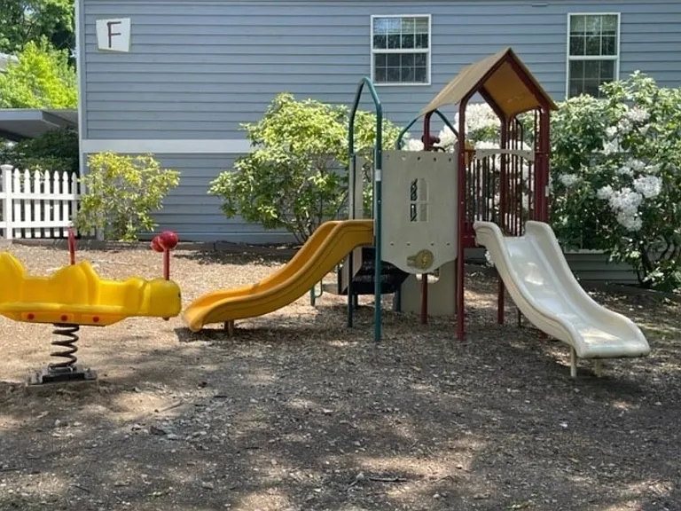 23410 18th Ave S #D201 — Photo 38