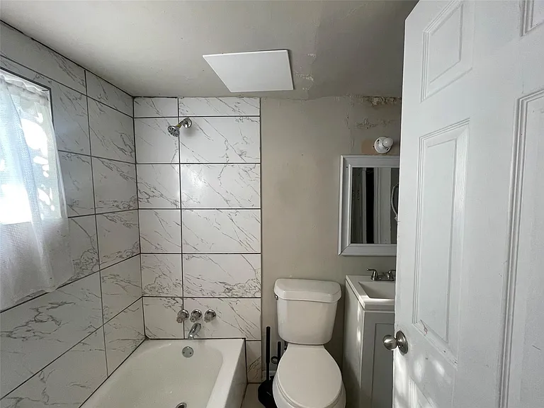 311 Randall St #1 — Photo 10