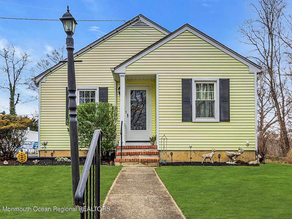 1st image of 409 Brooks Ave