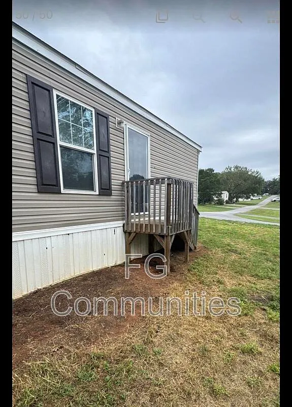 2 bed, 2.0 bath, $975 — Photo 1