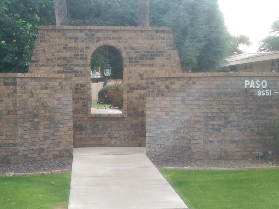 1st image of 9963 W Hawthorn Dr
