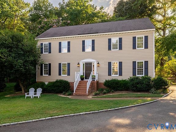 3rd image of 8424 Valley Wood Rd
