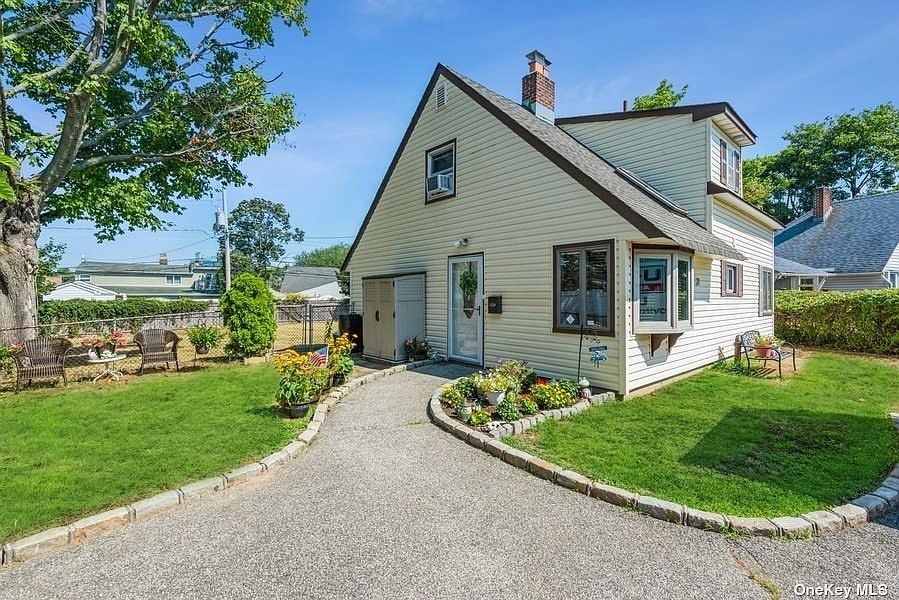 21 Winding Lane, Levittown, NY 11756 Zillow