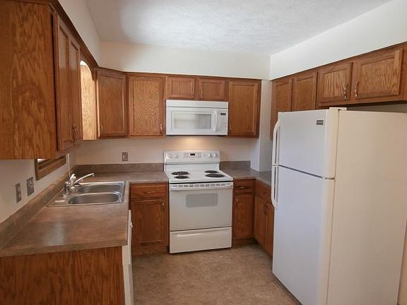 4th image of 1727 N 110th St