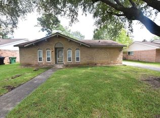10806 Sageleaf Ln, Houston, TX 77089