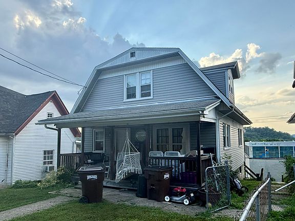 2nd image of 213 Conwell St