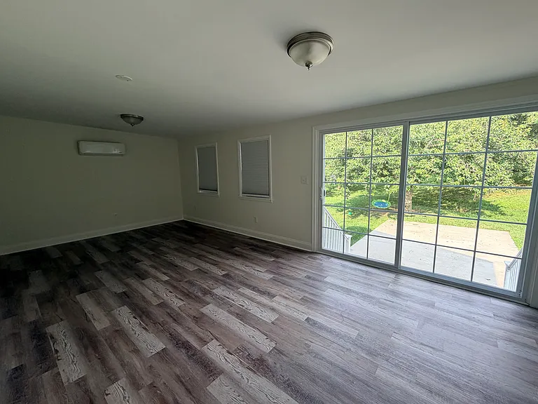 116 Vegas Dr — Photo 10