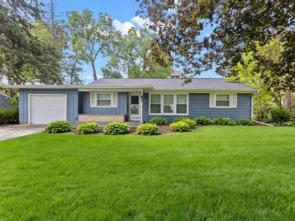 9999 W Grange Ave, Hales Corners, WI 53130