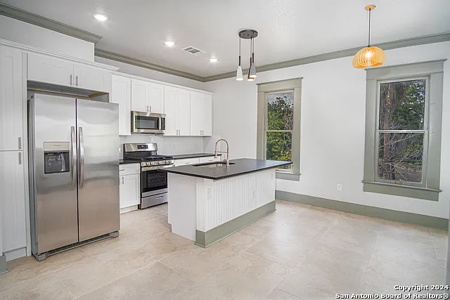 138 Castillo Ave #1 — Photo 3