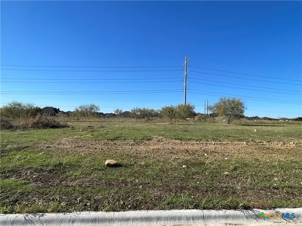 1949 Slade Dr, Salado, TX 76571