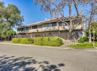 5103 Griffin Oaks Ln, Sacramento, CA 95841