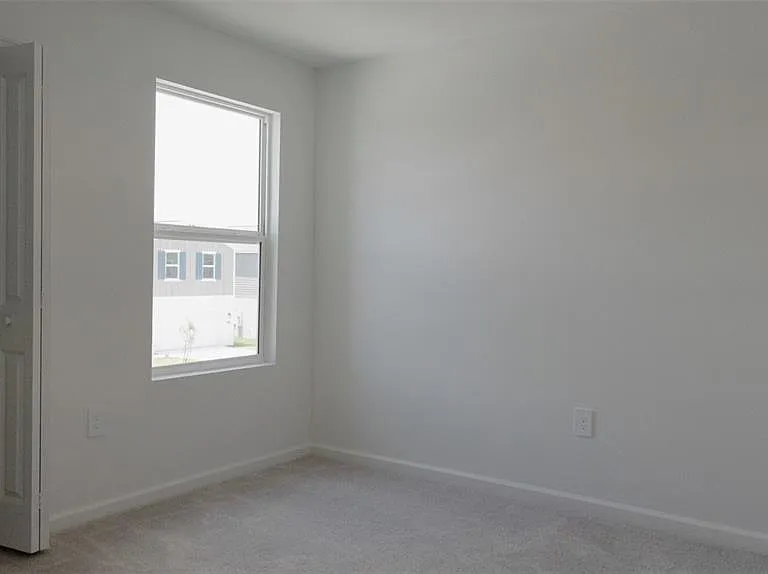 6433 Domizio Dr — Photo 26
