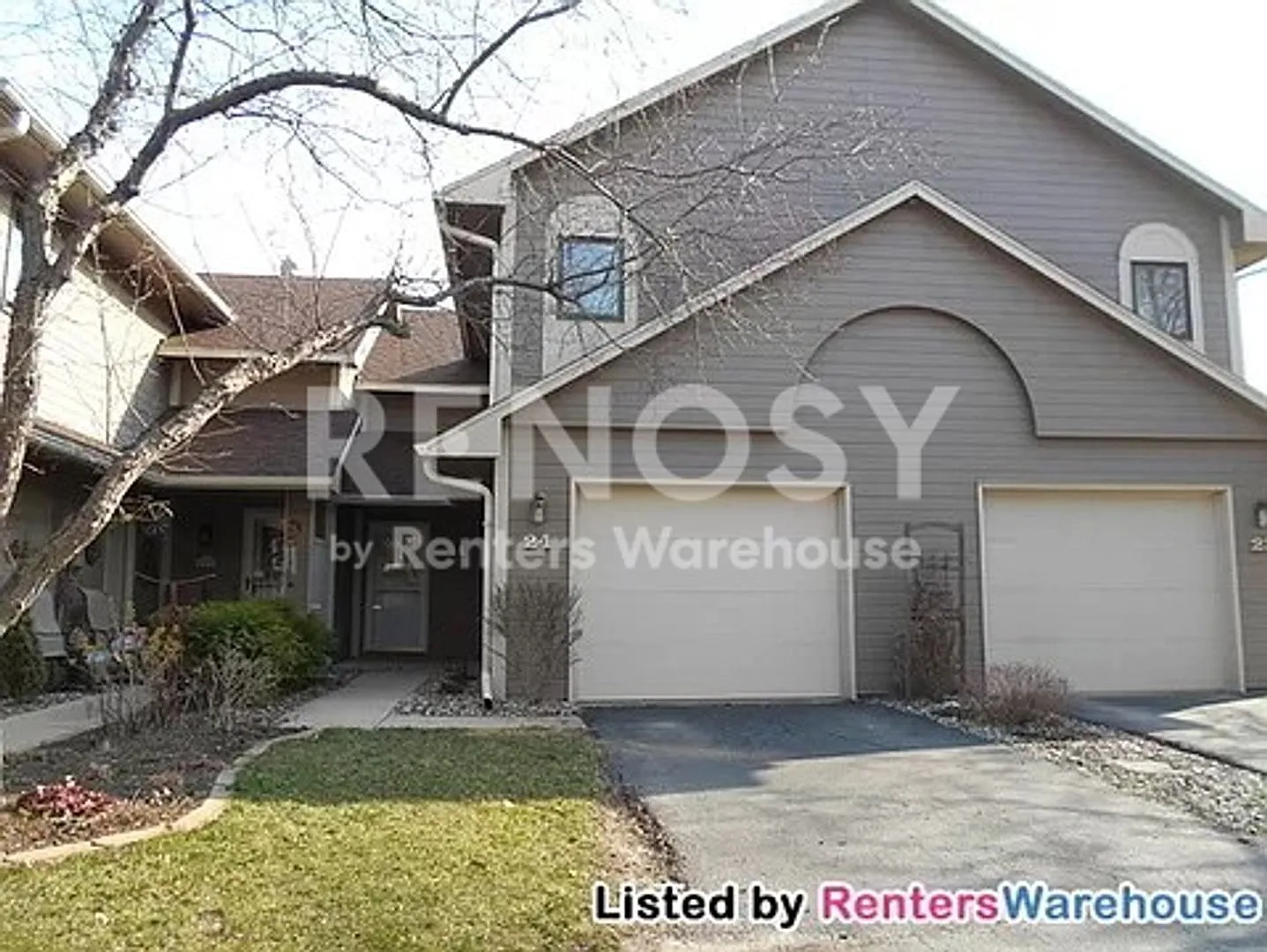 Spacious 3 Bedroom Townhome with Garage, Fireplace & Private Patio | 24 Elton Ridge Ct NW Unit #2... — Photo 1
