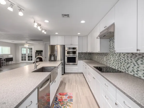 3216 W HEARN Road, Phoenix, AZ 85053