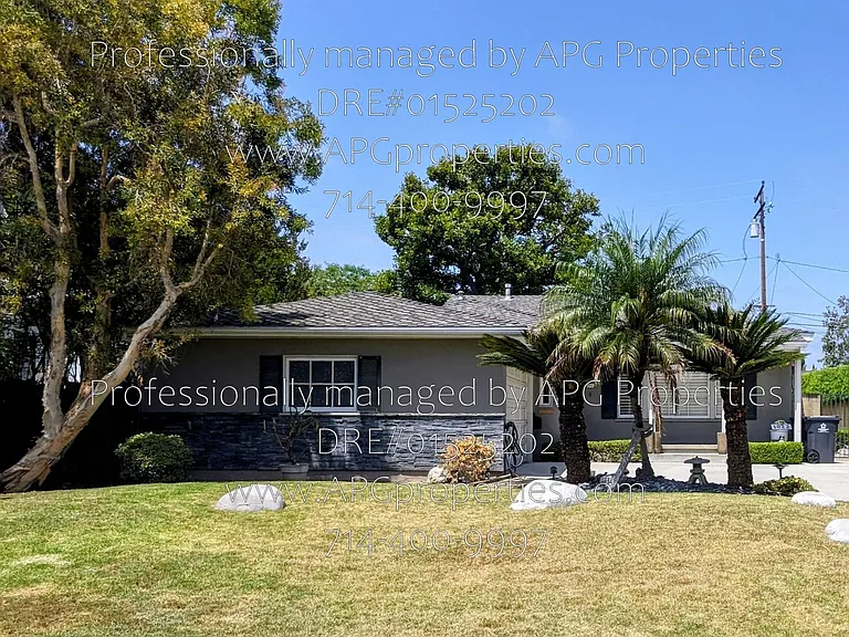 1022 N Baker St — Photo 26