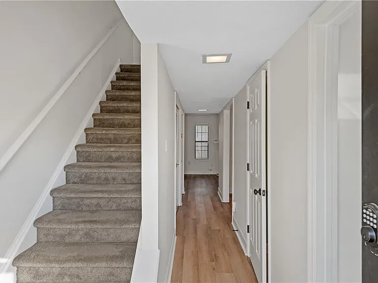 1771 Defoor Ave NW #D — Photo 2