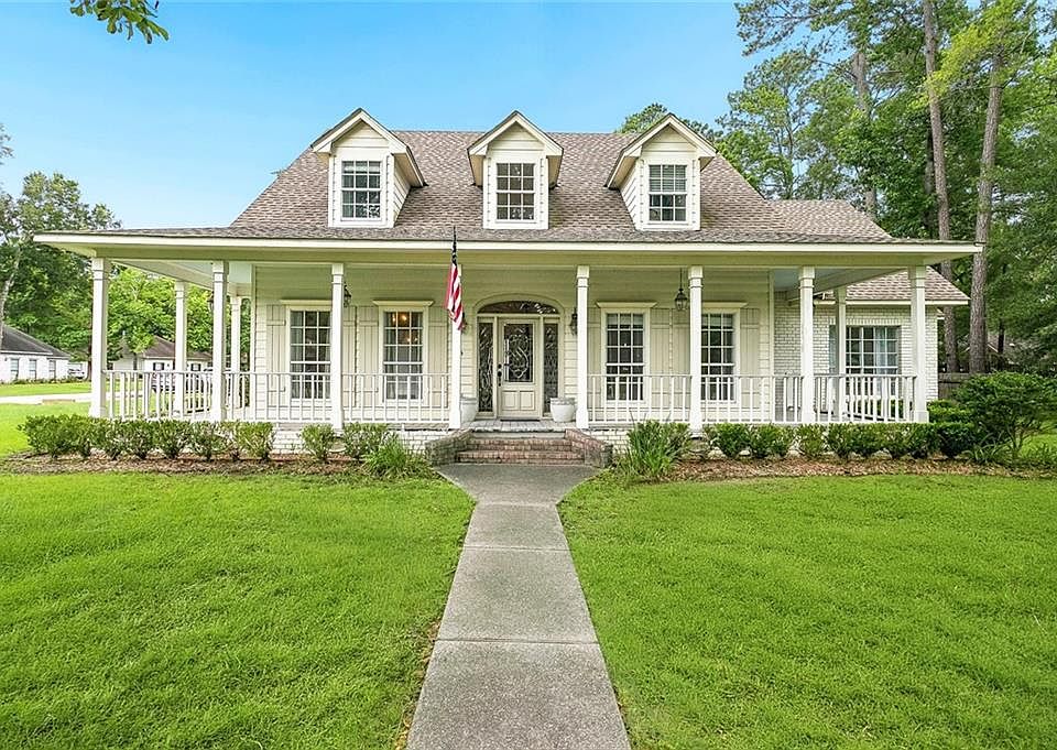 1st image of 62 Colony Trail Dr