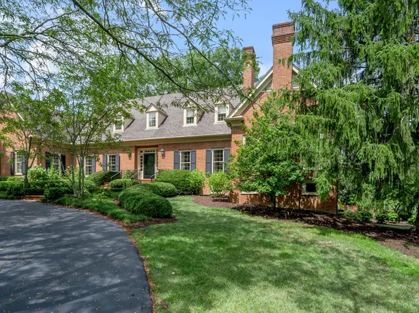 1821 Delong Rd, Lexington, KY 40515